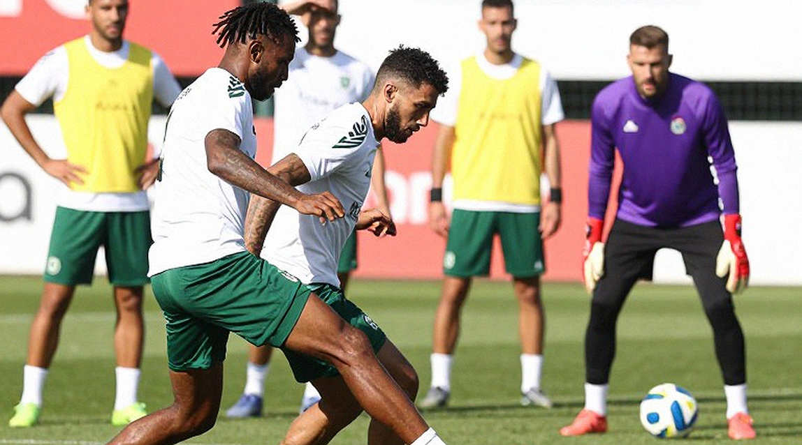 En-Nesyri lập cú đúp vào lưới Al-Faisaly: Al-Ittihad đang sở hữu tiền đạo vào phom sắc nhất ba năm En-Nesyri lập cú đúp vào lưới Al-Faisaly: Al-Ittihad đang sở hữu tiền đạo vào phom sắc nhất ba năm