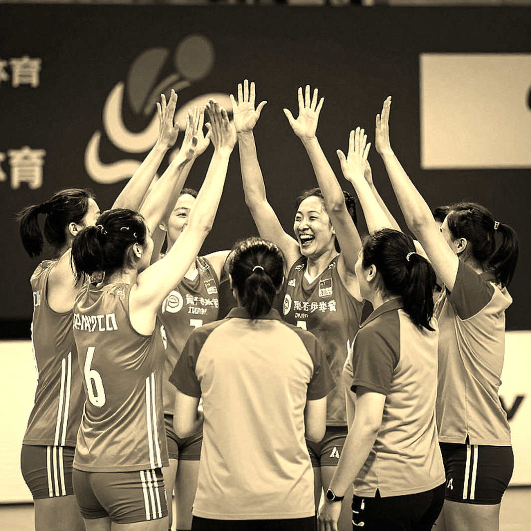 20 phút cuối V.League được quyết định bởi những chiếc bảng không ai thèm đọc