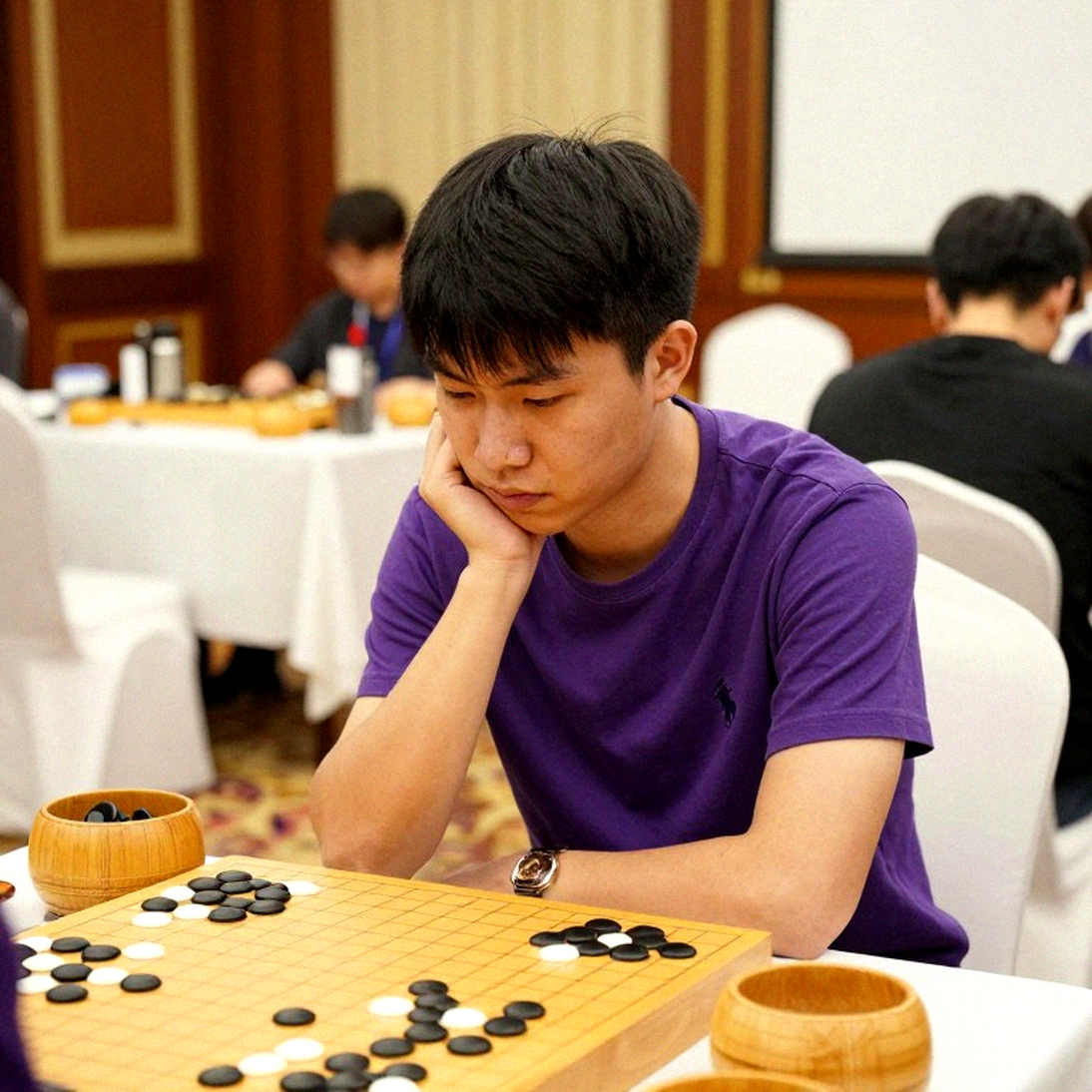 Chín chiều phân tích esports: Kỷ luật dữ liệu từ patch đến dòng tiền