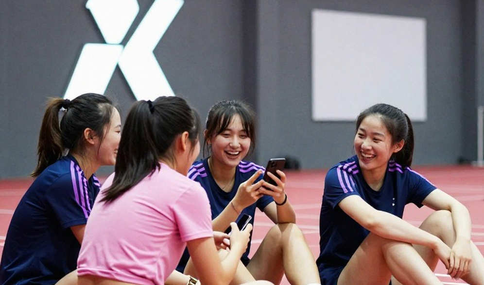 Chín chiều phân tích, không một dòng dữ liệu: hạ tầng phân tích esports tự thú