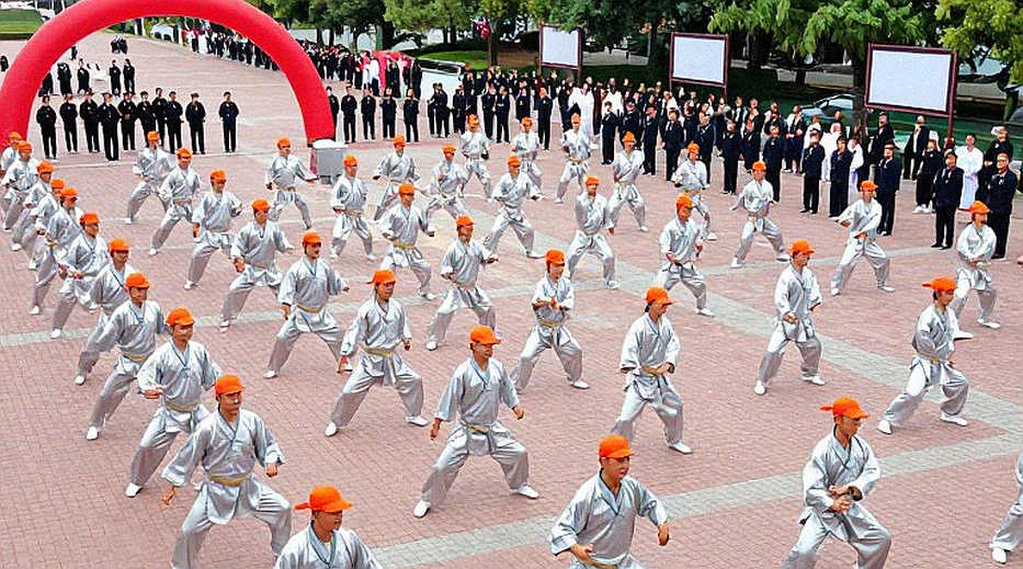 Sàn đấu Việt Nam và bài toán của những tiếng hò reo được gọi sai tên