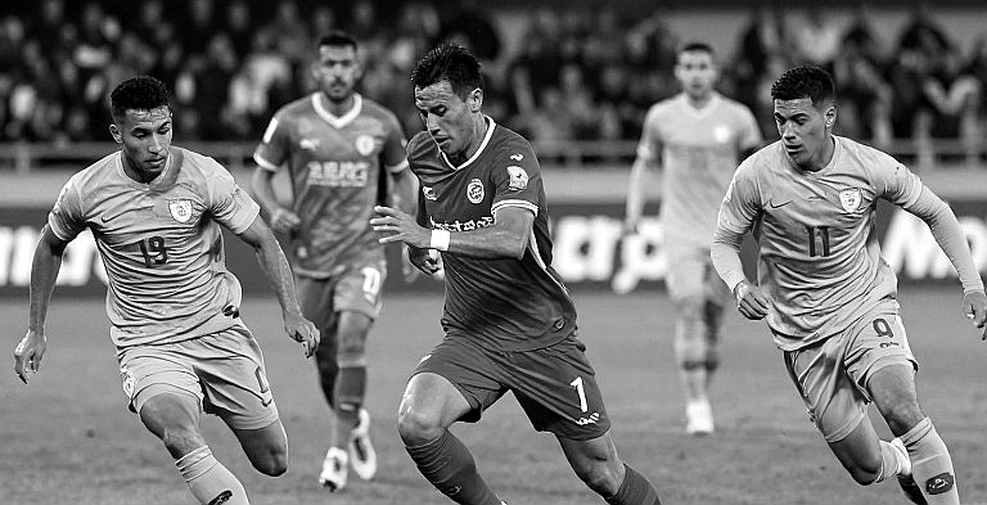 Việt Nam 0-1 Thái Lan (hiệp 1): Khi Kim Sang-sik đánh cược vào tốc độ và cái giá đến ở phút thứ mười
