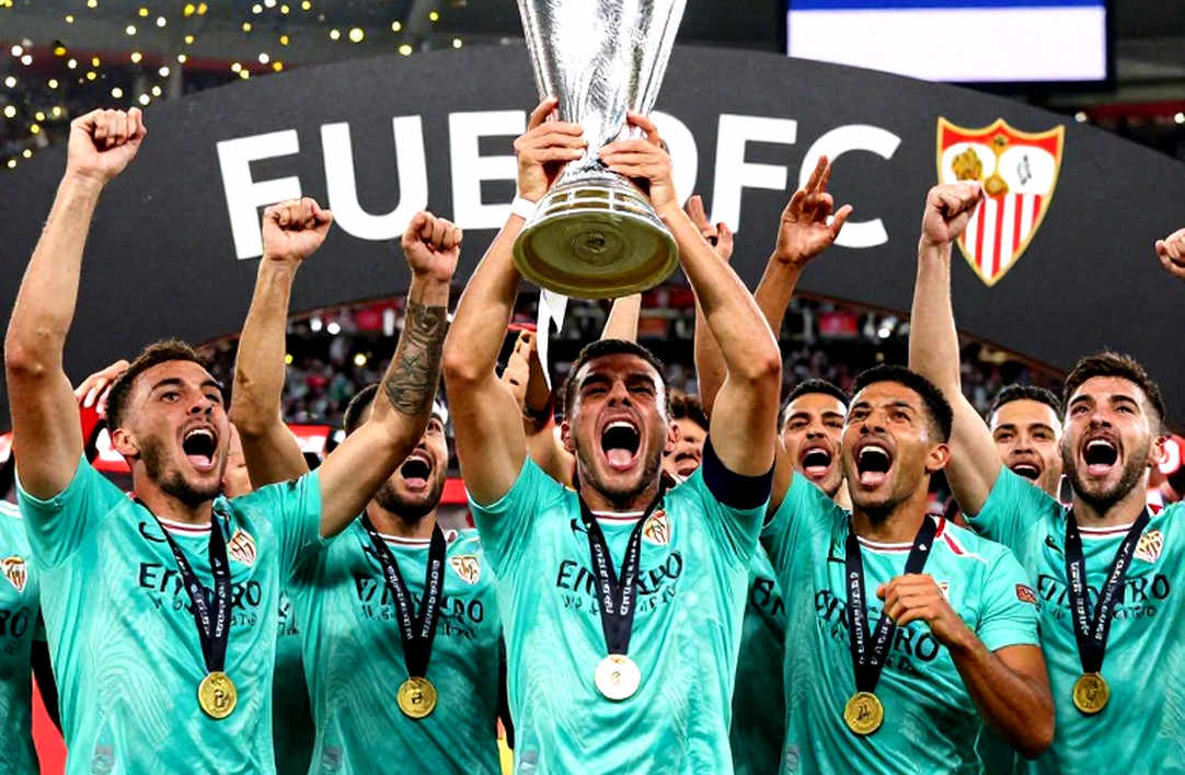 Thái Lan gọi Peter Taylor: Phiên tòa thể lực trước FIFA ASEAN Cup 2026 Thái Lan gọi Peter Taylor: Phiên tòa thể lực trước FIFA ASEAN Cup 2026